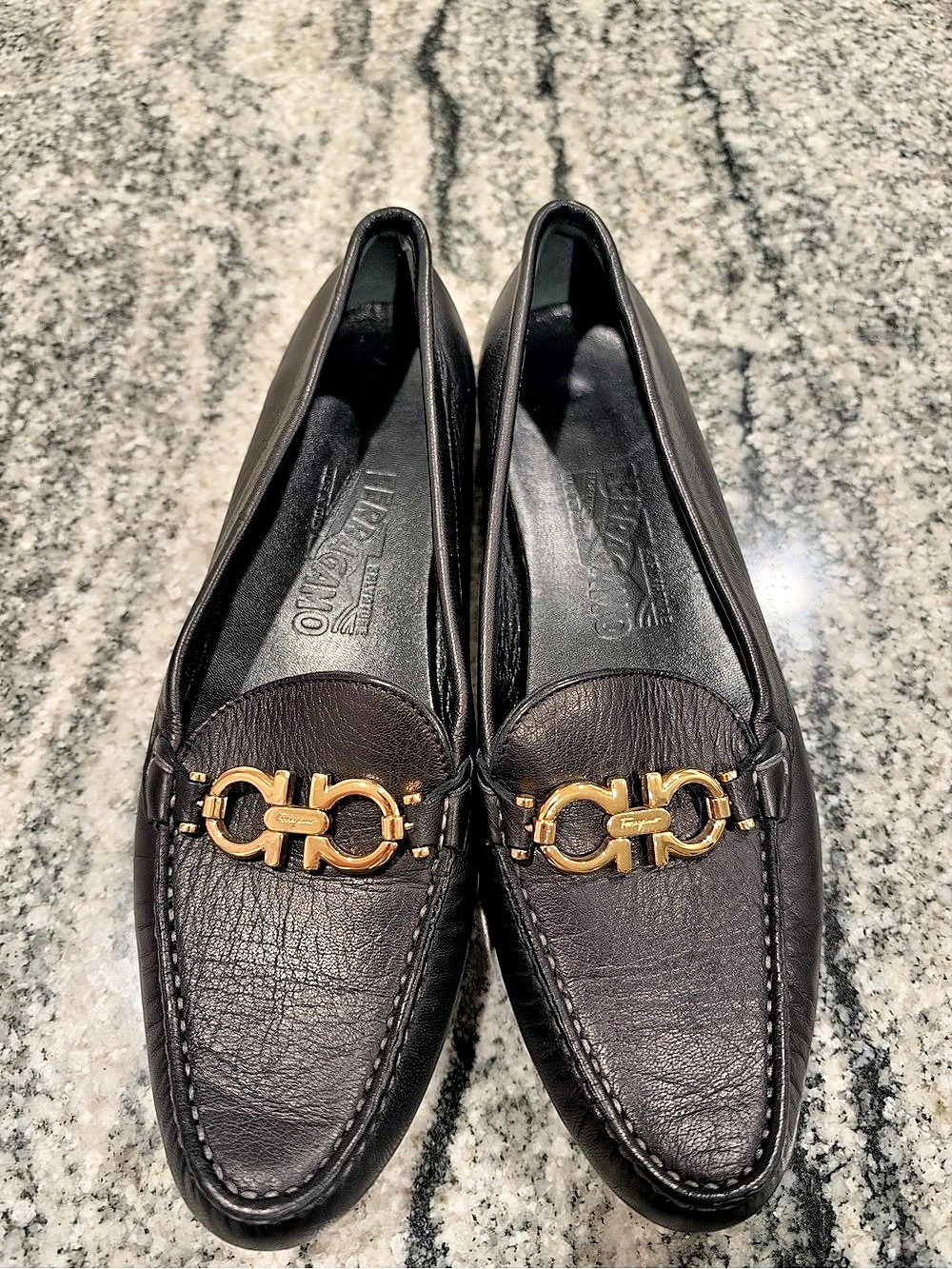 Salvatore Ferragamo Gancini Bit Loafer Black US 7.5